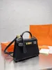 2022 Designer Bag Lady Handbag High Classic Light Luxury Fashion Mini Hand Bill of Lading Shoulder Oblique Style Bag Tote