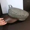 Berety ośmioboczne czapkę dla kobiet w kratę skórzaną wizje sboy 2022 Vintage Winter Ladies Hat Houndstooth Spring Visor