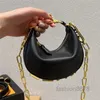 Torebki wieczorowe Designer Hobo Torba na nadgarstek Półksiężyc Zapięcie na suwak Vintage Spód Złoty Metal Litera Luksusowe Cross Body Jakość Damskie