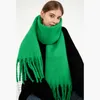 Sjaals Designer Merk Vrouwen Winter Sjaal Dames Soild Kleur Kasjmier Warme Sjaals en Wraps Lange Kwasten Pashmina Deken 220914