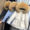 Womens Down Parkas Parkas Grande Raccoon Fur com capuz de inverno Down Coat Women 90% Jaqueta branca de pato baixo