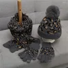 Berets Winter Fashion Leopard Jacquard Hat en sjaalhandschoenen Set vrouwen Fleece Lined Pompom Beanie Snood met bijpassende wanten 3 %