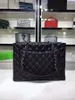 Evening Bags Women's Designer Bags Fashion Shopping Bags One Shoulder Portable Top Rhombus Plaid Pattern Black Trend Matching