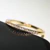 Anillos delgados para mujeres Boda brillante Circón cúbico Anillo de dedo femenino versátil