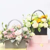 Emballage cadeau 6pcs Portable Boîte à fleurs Papier étanche Pratique Sac cadeau Kraft Fleur Sac à main Mariage Rose Party Boîte-cadeau Emballage pour bonbons 220913