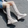 Botas altas de malla con boca en V para mujer, sandalias transpirables de red de caballero, parte inferior gruesa, huecas, pero hasta la rodilla, botas frescas