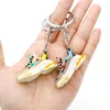 Designer tredimensionella nyckelringar sneakers Keychain Trendy Shoes Pendant Creative Ornament