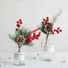 Sztuczna zieleń z kwiatów sztuczna jagoda kwiat czerwone fałszywe rośliny gałęzie sosny na choinkę dekoracje na choinkę ozdoby choinki