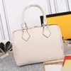 حقائب الحقائب مصمم كتف مصمم سريع نانو 20 25 30 35 Bandouliere حقيبة يد برية في قلب Emboed Womens Empreinte Tote Luxury