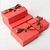 Envoltura de regalo Rojo / Azul / Negro / Kraft Navidad Favores de vacaciones Caja de embalaje de regalo Cumpleaños de boda Caramelo hecho a mano Pastel de chocolate Cajas de galletas 220913