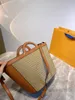 Kvällspåsar 2022 Fashion Light Luxury Crossbody Bag designer Marn Woven Women's Handbagmulti Pochette