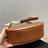 Bolsos de hombro de la moda para mujeres de estilo clásico