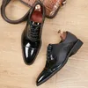 Отсуть туфли Open Bead Leather's Men's New Summer Patent Three Coint Oxford Pointed Business Soft Sole 220914