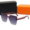 Мода высококачественные ретро -поляризованные солнцезащитные очки Дизайнер для мужчины Женщина Металл Большой квадратный дизайнер.