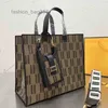 حقائب سهرة حقيبة يد نسائية مطبوعة مطرزة حقيبة يد عالية السعة حقائب كتف مصمم Crossbody محفظة تسوق نسائية فاخرة