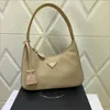 أكياس الكتف Retro Nylon Handbags أفضل محفظة محفظة Women Crossbody Bag Hobo المحافظ