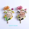 Broches gouden kleur zonnebloem vintage legering broche voor vrouwen elegante geschilderde pin jurk accessoire lady cadeaus mode sieraden