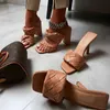2022 kvinnors sandaler skor mode fyrkantiga huvud h￶ga klackar hand v￤vt b￤lte ￶ppet t￥ kvinnor plus storlek 42