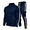 Tute da uomo Mens Casual Sportswear Primavera Autunno Stripe Tuta da jogging Set JacketPant Sweatsuit Men Fashion Cardigan Set 220915