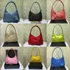 أكياس الكتف Retro Nylon Handbags أفضل محفظة محفظة Women Crossbody Bag Hobo المحافظ