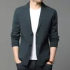 Herr ull blandar kostym m￤n stickad kappa casual mode rand cardigan jacka koreansk solid blazer outwear manliga kl￤der casaco masculino 220915