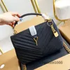 Сумки для сумки на плечах женщины Tote Bagg Black Calfsik Claic Claic Diagonal Stripes стеганые цепи двойной лоску