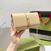 حقيبة مصممة الأزياء حقيبة الكتف حقائب اليد الفاخرة الأكياس Crossbody أكياس رفرف العلامة التجارية مراسلة 5 ألوان محفظة