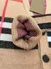 Designertröja Herrkvinntröjor High-End Classic Stripe Plaid Double Jacquard Knit Women's Cardigan Jacka Samma stil för män och kvinnor