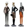 Party Decoration Table Gentleman Series Sculpture Figurine Model Resin Hand Curved Art Office Bedroom Ornament Gift