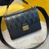 Bolsas de noite designer Kan U Bag de couro preto Bolsa de ombro para mulheres sacos de compras Crossbody Tote bolsa Carteira Purse Luxurys Designers Tootes