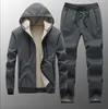 Erkekler Trailsits kış erkekler rahat eşofman moda sıcak kalın ceketler katlar erkek marka joggers erkek giyim seti iki parça eşleştirme erkek 4xl 220914