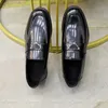 Мужчины одеваются обувь дизайнерская повседневная мода мода черная коричневая роскошная мужская коровая коврика подлинная кожаная бизнес.