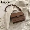 Kv￤llsp￥sar lizzytsu klaff vintage brun pu mini axel kvinnor modedesign fyrkantig meddelande avslappnad elegant solid liten crossbody