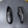 Zapatos de vestir para hombre, zapatos informales de diseñador, moda, negro, marrón, lujo para hombre, piel de vaca, cuero genuino, mocasines de negocios, zapatillas EUR38-EUR45