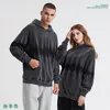 Mens Hoodies 스웨트 셔츠 겨울 가을 하이 스트리트 브랜드 어두운 바람 불규칙 스프레이 말 세척수 오래된 얇은 섹션 후드 스웨터 남자 220914