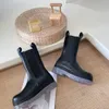 Tasarımcı Boots Sonbahar Kış Yeni 2023 Orta Bacaklı Martin Erkekler ve Kadınlar İçin Çiftler Chelsea 22