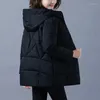 Kvinnors dikerockar 2022 Kvinnor Winter Jacket L￥ng varma Parkas Kvinna Tjockna kappa Bomull vadderad Parka huva utkl￤der