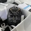 12A brandneuer Designer-Mini-Duma-Rucksack in Spiegelqualität für Damen, schwarzes Lammfell, gesteppte Klappe, Geldbörse, Taschen, doppelter Schultergurt, goldfarbene Box-Tasche, luxuriöse Handtaschen aus echtem Leder