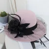 Bérets Chapeau en laine à larges bords pour femme Imitation Big Wing Flower Winter Wedding Warm