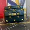 Skórzane torby z owepsykiną worki łańcuchowe klapka mesagner torebka jakość torebka ramion Rivetretro zamek błyskawiczny kolor pikowania