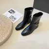 2022 Nouveau style C série demi-bottes vêtements de mode pour la déesse avec la taille 35-40