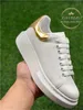 Designer Sneakers Buty Buty Platforma Trenery Kobiety Przestępczość skórzana Trener Gruby podeszwy luksusowy aksamitny zamsz tenaker duży zwykły buty koronkowy trener