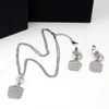 Nieuw ontworpen messing kettingen oorbuien oorbel roze diamant medusa hoofd portretpatroon hanger dames sieraden sets banshee 18k goud vergulde designer sieraden 18