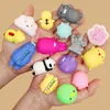 Forniture di giocattoli di Natale 50-5 pezzi Squishies Kawaii Mochi Anima Squishy per bambini Palla antistress Spremere Bomboniere Giocattoli antistress per il compleanno 0914