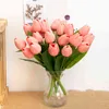 Vegetazione floreale finta 5 teste Tulipani Fiori artificiali Pu Real Touch Alta qualità Autunno Bouquet finto Matrimonio Soggiorno Decorazione natalizia per la casa J220906