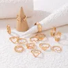 Nova moderna Letra do cora￧￣o Cora￧￣o Hollow Out Anel para mulheres Geometria Gold Alloy Metal Jewelry Gifts Anillo 14pcs