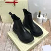 2022 Womens Boots Dress Shoes مصمم أزياء عالي الجودة من النعال النسائية القوية راحة مزيل العرق المبللة مطاطية مقاومة