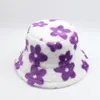 Stingy Brim Chapeaux Hiver Fausse Fourrure Fleurs Seau Chapeaux pour Femmes En Peluche Velours Fluffy Chaud Pêcheur Chapeaux Fille Bob Panama Mode Voyage Soleil Cap 220916