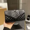 Evening Bags Crossbody Bag Messenger Purse Chain Shoulder Bags Handbag Quilted Decoration Low Key Luxury Hardware Chain