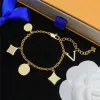 Bracciale a catena in oro da donna Designer di gioielli con ciondolo a forma di lettera Bracciali in argento da uomo per le donne Bracciali a mento d'oro di moda di lusso 2209164D